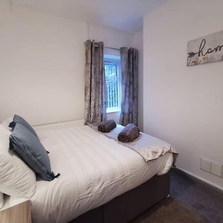 City Centre, Parking, Smart Tv'S In All Rooms Swansea Exterior foto