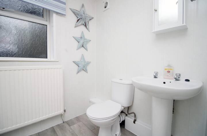 City Centre, Parking, Smart Tv'S In All Rooms Swansea Exterior foto
